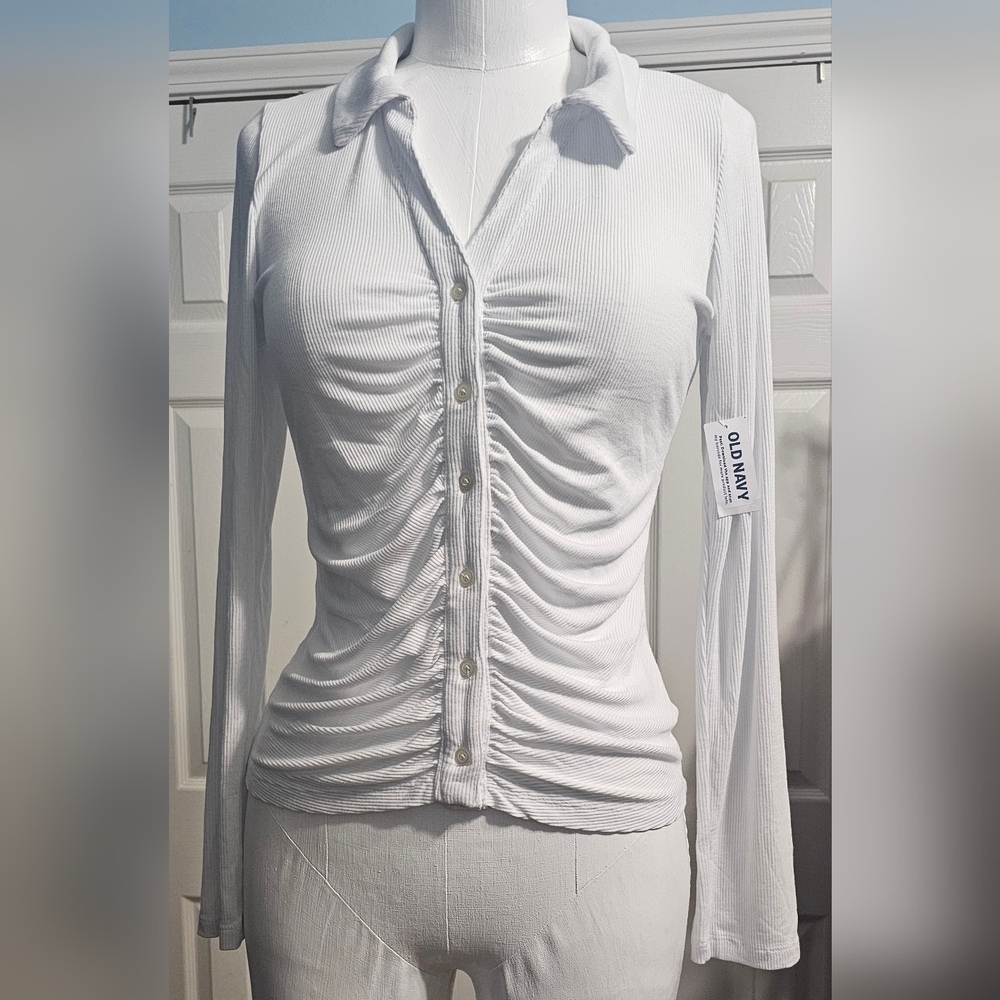 Old Navy Fitted Long-Sleeve Button-Front Top